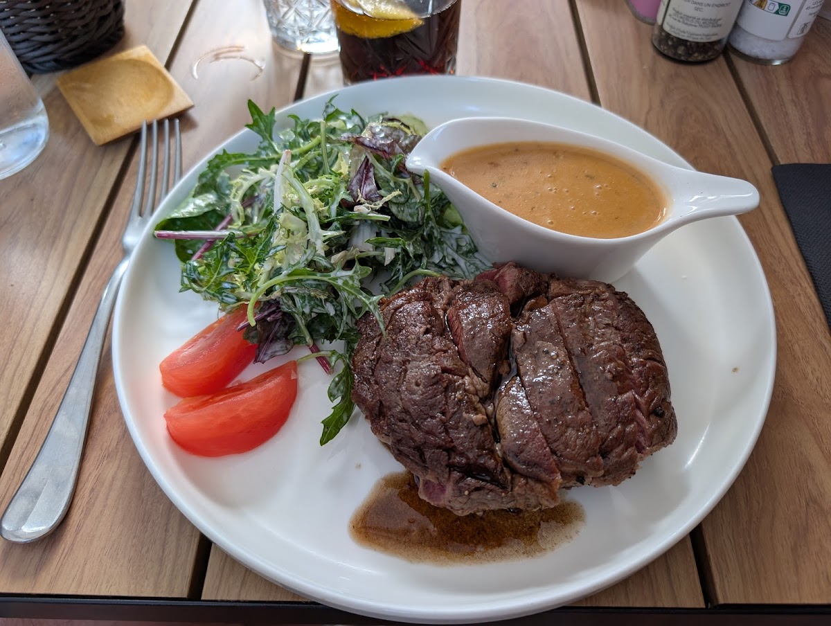 Le Bardot Restaurant Photos 2